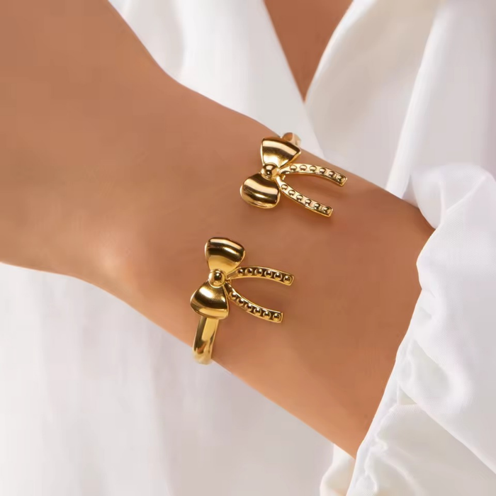 Bow Cuffs