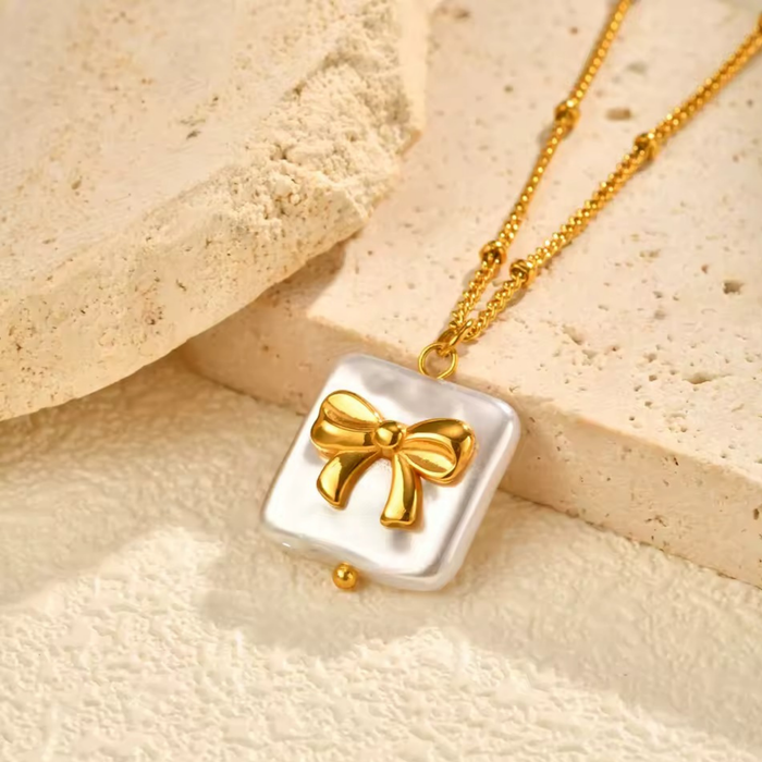 Sweet Pearl Necklaces