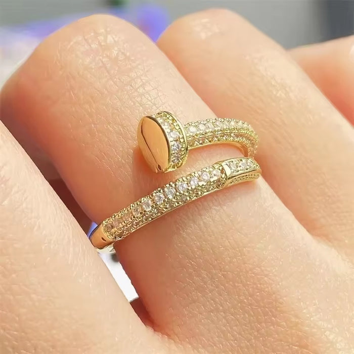 Clou Charm Ring